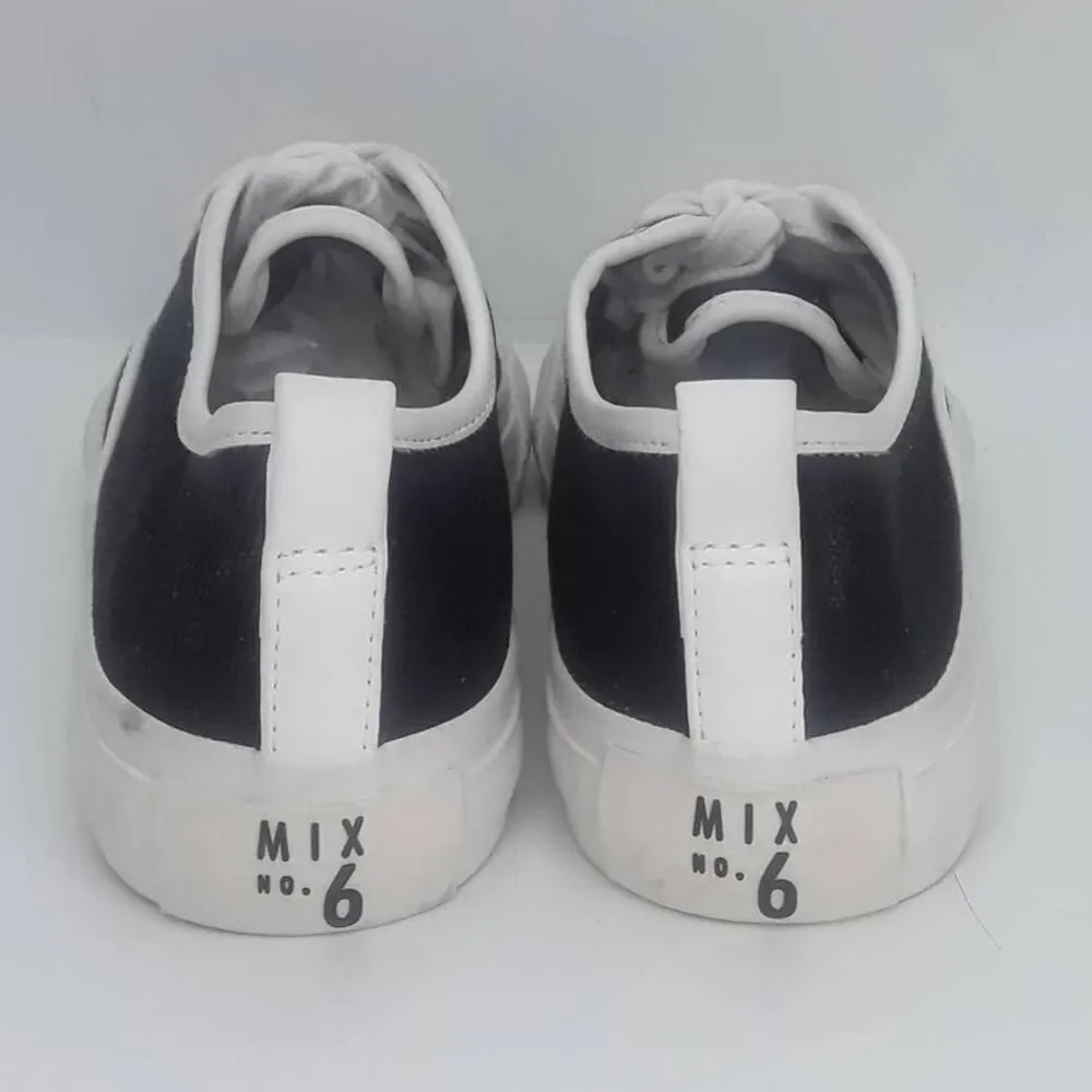 MIX No. 6 Designer Women's Pre-owned Blakc & White Lace-up Sneakers - sz. 7M